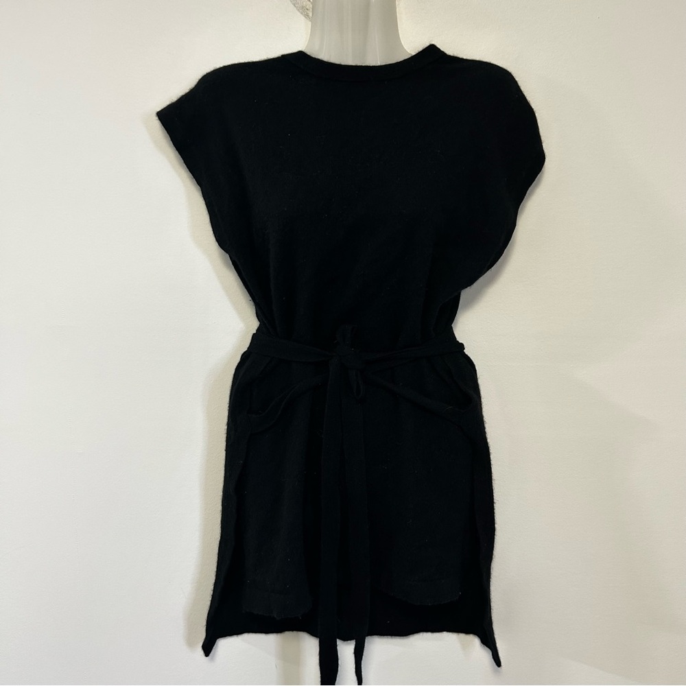 ◾️Cullen Cashmere Sleeveless Wrap Tie Waist Shawl Poncho